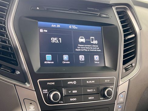 Used 2017 Hyundai Santa Fe Sport AWD/4WD image 14