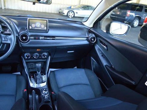 Used 2017 Toyota Yaris iA FWD image 48