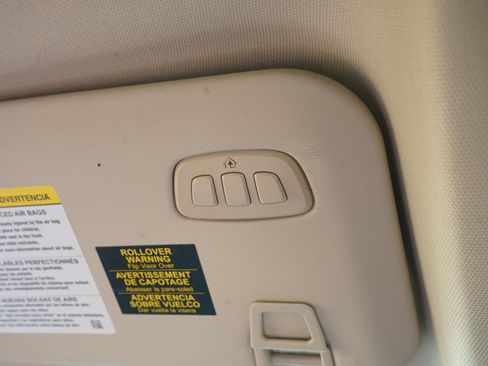 Used 2020 Ford Escape Titanium AWD/4WD image 20