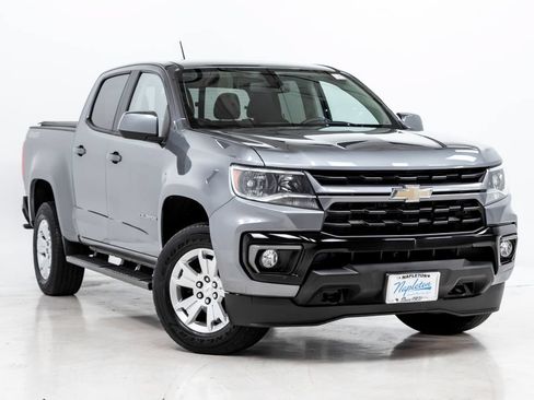 Used 2021 Chevrolet Colorado LT w/ LT Convenience Package AWD/4WD image 6