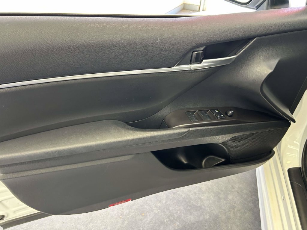 Certified 2024 Toyota Camry SE FWD image 14