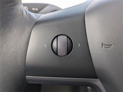 Used 2022 Tesla Model 3 Performance image 26