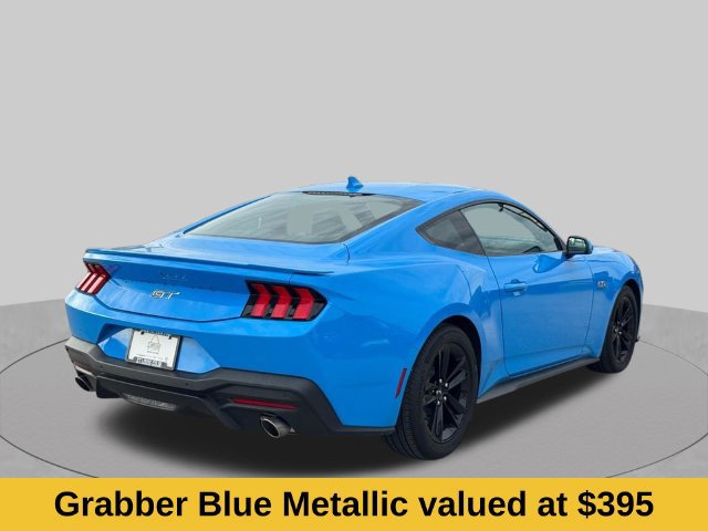 Used 2025 Ford Mustang GT RWD image 3