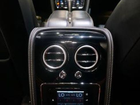 Used 2015 Bentley Flying Spur W12 AWD/4WD image 25
