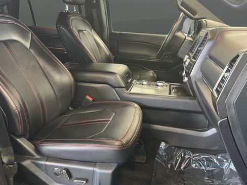 Used 2021 Ford Expedition Max Limited AWD/4WD image 23