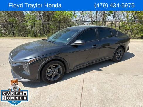 Used 2025 Kia K4 LXS image 1