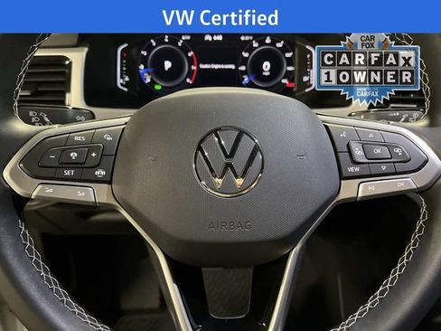 Certified 2023 Volkswagen Atlas Cross Sport SE image 17
