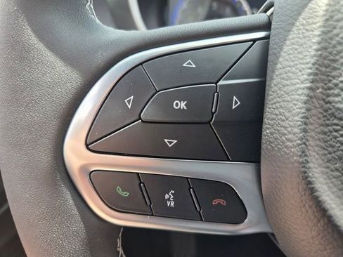 New 2026 Chrysler Pacifica Select FWD image 30