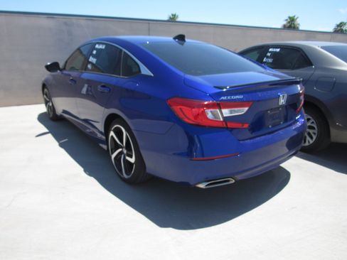 Used 2022 Honda Accord Sport image 4