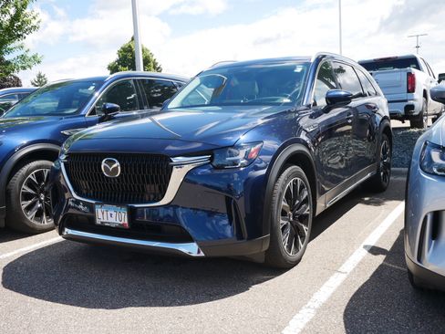 Used 2024 MAZDA CX-90 Plug-In Hybrid w/ Premium Pkg AWD/4WD image 3