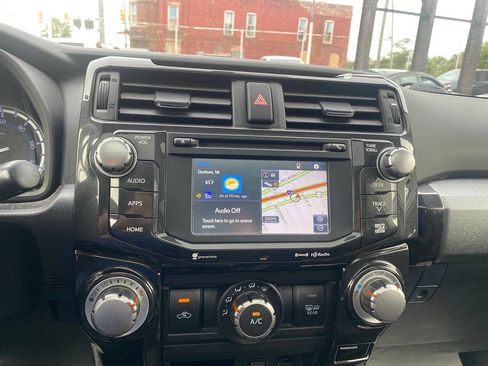 Used 2018 Toyota 4Runner TRD Off-Road Premium image 19