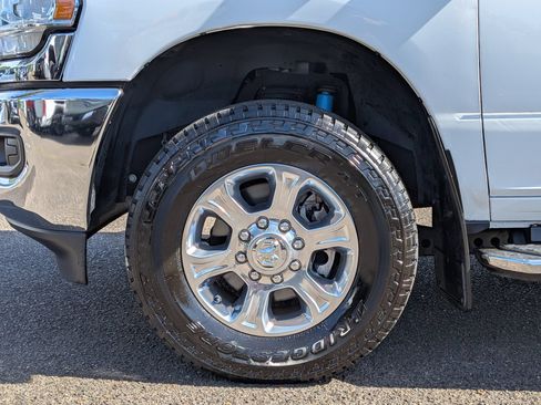 Used 2020 RAM 2500 Big Horn w/ Level 1 Equipment Group AWD/4WD image 31