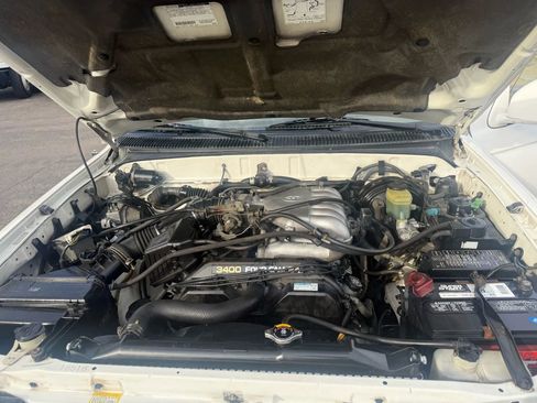 Used 2000 Toyota 4Runner SR5 image 17