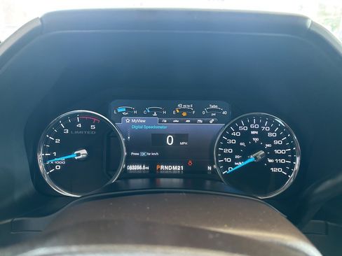 Used 2019 Ford F250 Limited image 13