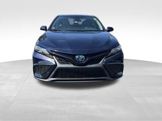 Used 2022 Toyota Camry SE w/ Audio Upgrade Package FWD video 2