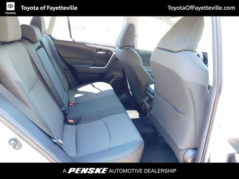 Used 2022 Toyota RAV4 XLE image 5