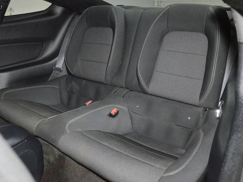 Used 2016 Ford Mustang Coupe RWD image 28