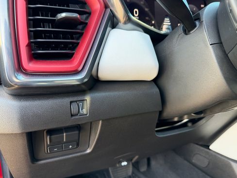 Used 2024 GMC Canyon AT4X image 23