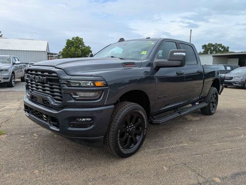 Used 2025 RAM 2500 Big Horn AWD/4WD image 8