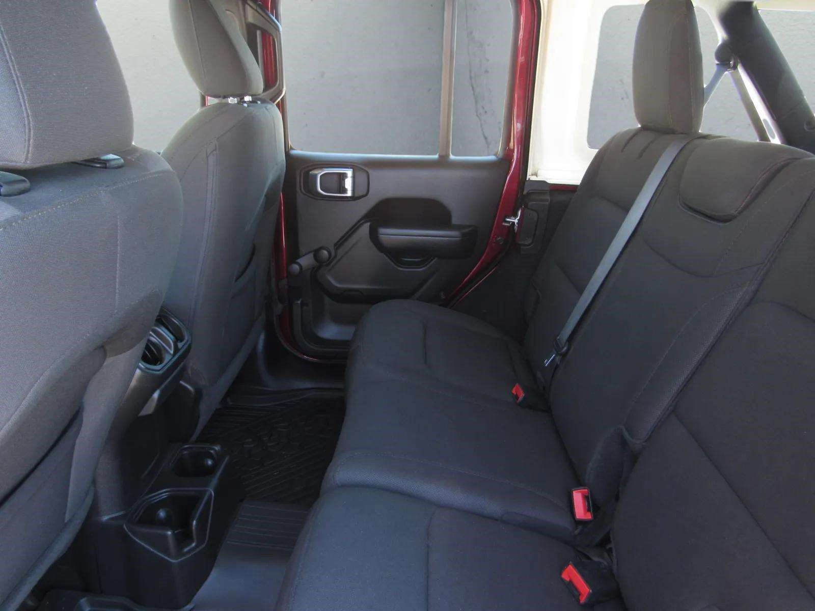 Used 2021 Jeep Wrangler Unlimited Sport AWD/4WD image 13