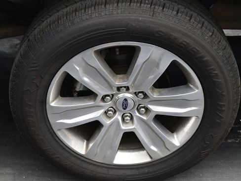 Used 2020 Ford F150 Platinum image 12