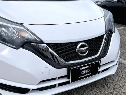 Used 2017 Nissan Versa Note SV image 30