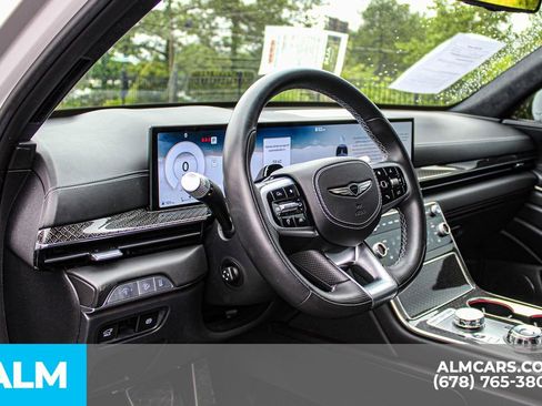 Used 2025 Genesis GV80 3.5T e-SC AWD/4WD image 31