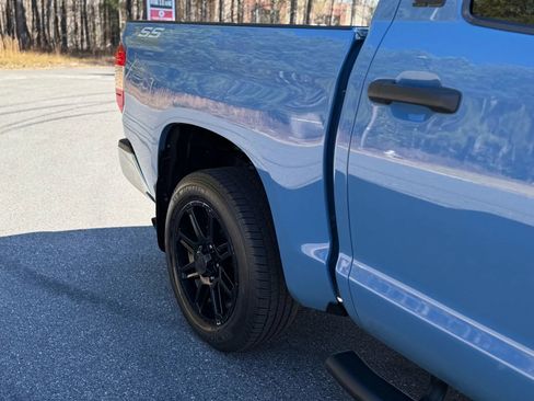 Used 2020 Toyota Tundra SR5 w/ SR5 Upgrade Package image 9