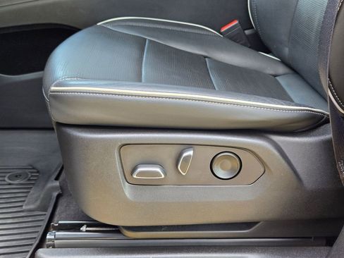 Used 2023 Cadillac Escalade Sport w/ LPO, ONYX Package image 28