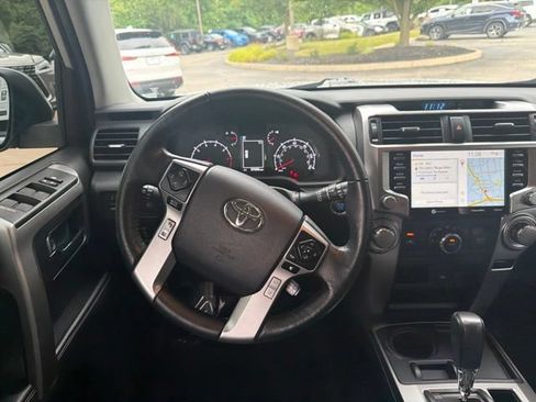 Used 2023 Toyota 4Runner SR5 Premium w/ Moonroof Package RWD image 15