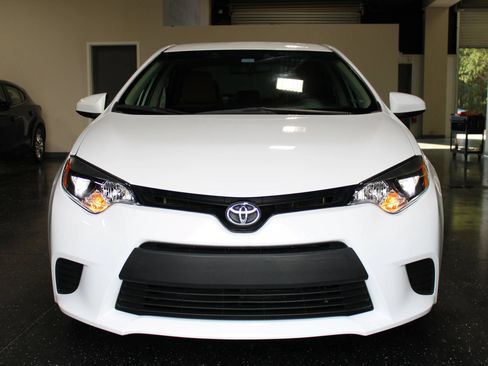 Used 2014 Toyota Corolla LE FWD image 7