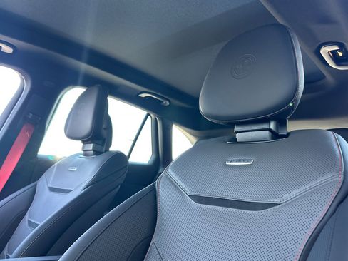 New 2025 Mercedes-Benz GLC 63 AMG S image 11