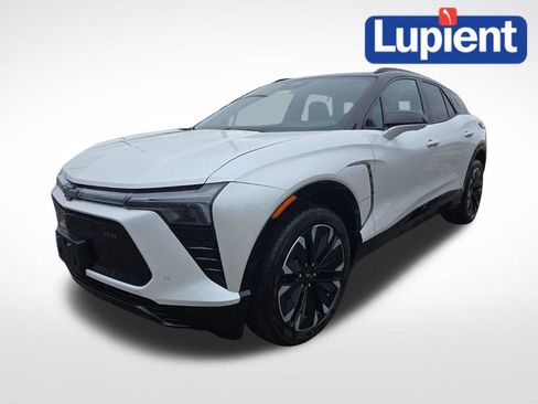 Used 2025 Chevrolet Blazer EV RS w/ Super Cruise Package AWD/4WD image 10