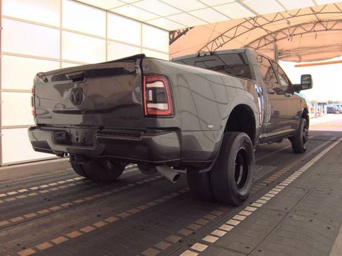 Used 2024 RAM 3500 Big Horn w/ Night Edition AWD/4WD image 2
