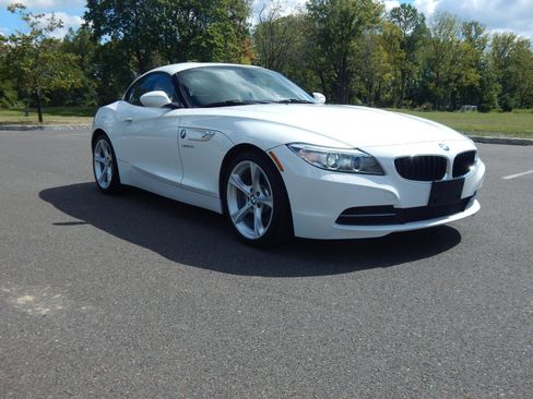 Used 2016 BMW Z4 sDrive28i image 5