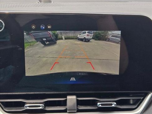 Used 2025 Chevrolet Equinox LT FWD image 25