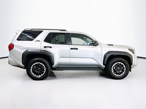 Used 2025 Toyota 4Runner TRD Off-Road Premium w/ Tow Technology Package AWD/4WD image 10