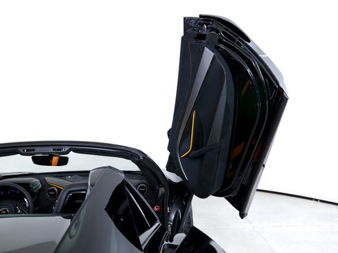 New 2026 McLaren 750S Spider image 19