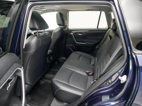 Used 2021 Toyota RAV4 XLE Premium AWD/4WD image 11