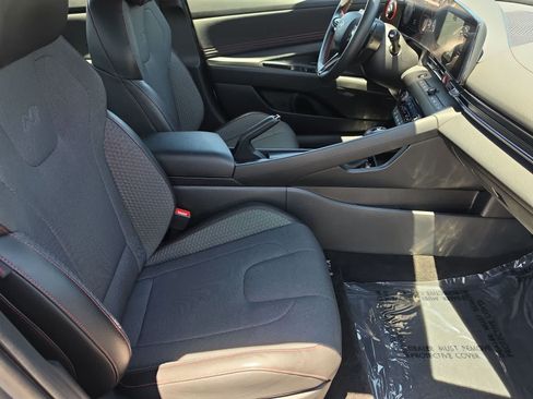 Certified 2025 Hyundai Elantra N Line FWD image 18
