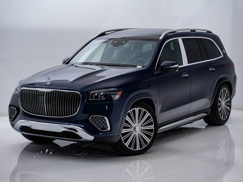 Used 2026 Mercedes-Benz Maybach GLS 600 4MATIC image 3