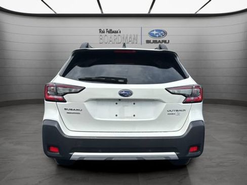 Used 2025 Subaru Outback Limited AWD/4WD image 6