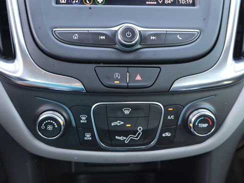 Used 2022 Chevrolet Equinox LS FWD image 27