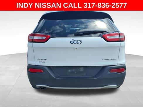Used 2016 Jeep Cherokee Limited AWD/4WD image 7