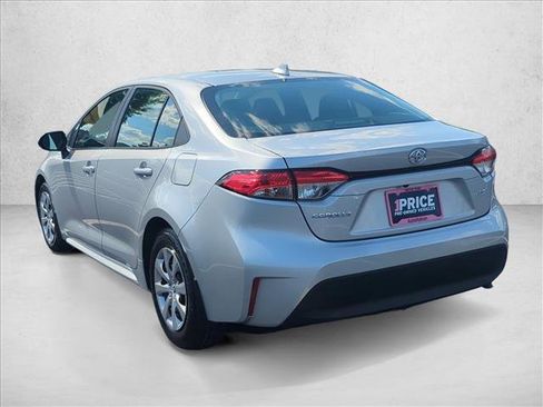 Certified 2025 Toyota Corolla LE FWD image 8