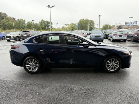 Used 2019 MAZDA MAZDA3 Sedan image 6
