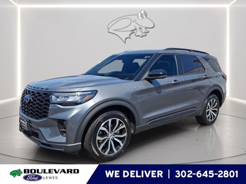 Used 2025 Ford Explorer ST-Line AWD/4WD image 1