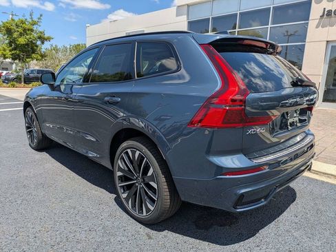 New 2026 Volvo XC60 B5 Ultra w/ Protection Package Premier AWD/4WD image 4