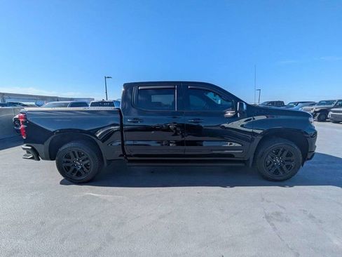 Used 2025 Chevrolet Silverado 1500 High Country w/ Midnight Edition AWD/4WD image 4