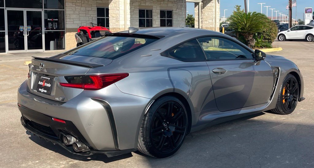 Used 2018 Lexus RC F w/ Premium Package RWD image 4